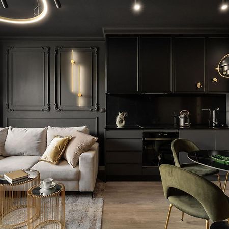 Scala City Center Premium Studios By Lion Apartments غدانسك المظهر الخارجي الصورة