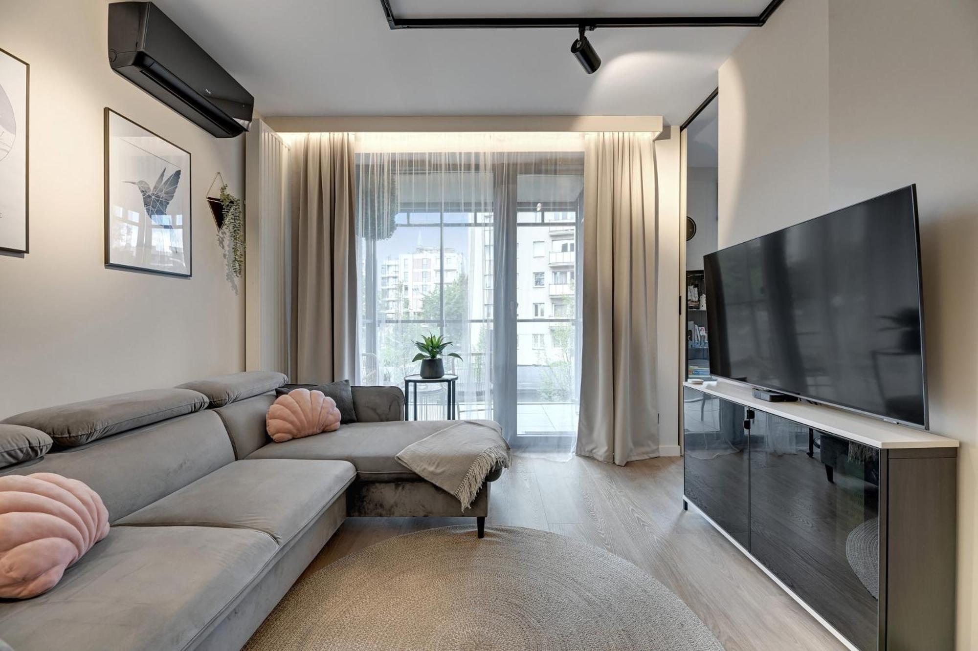 Scala City Center Premium Studios By Lion Apartments غدانسك المظهر الخارجي الصورة