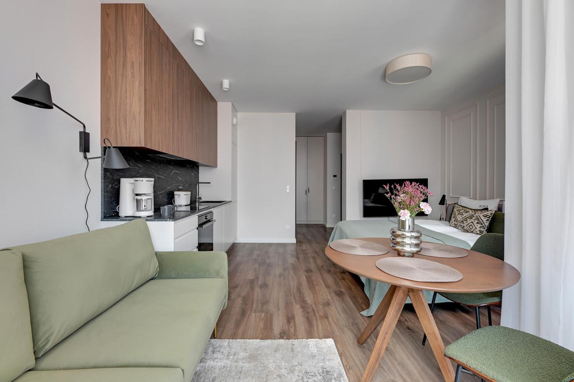 Scala City Center Premium Studios By Lion Apartments غدانسك المظهر الخارجي الصورة