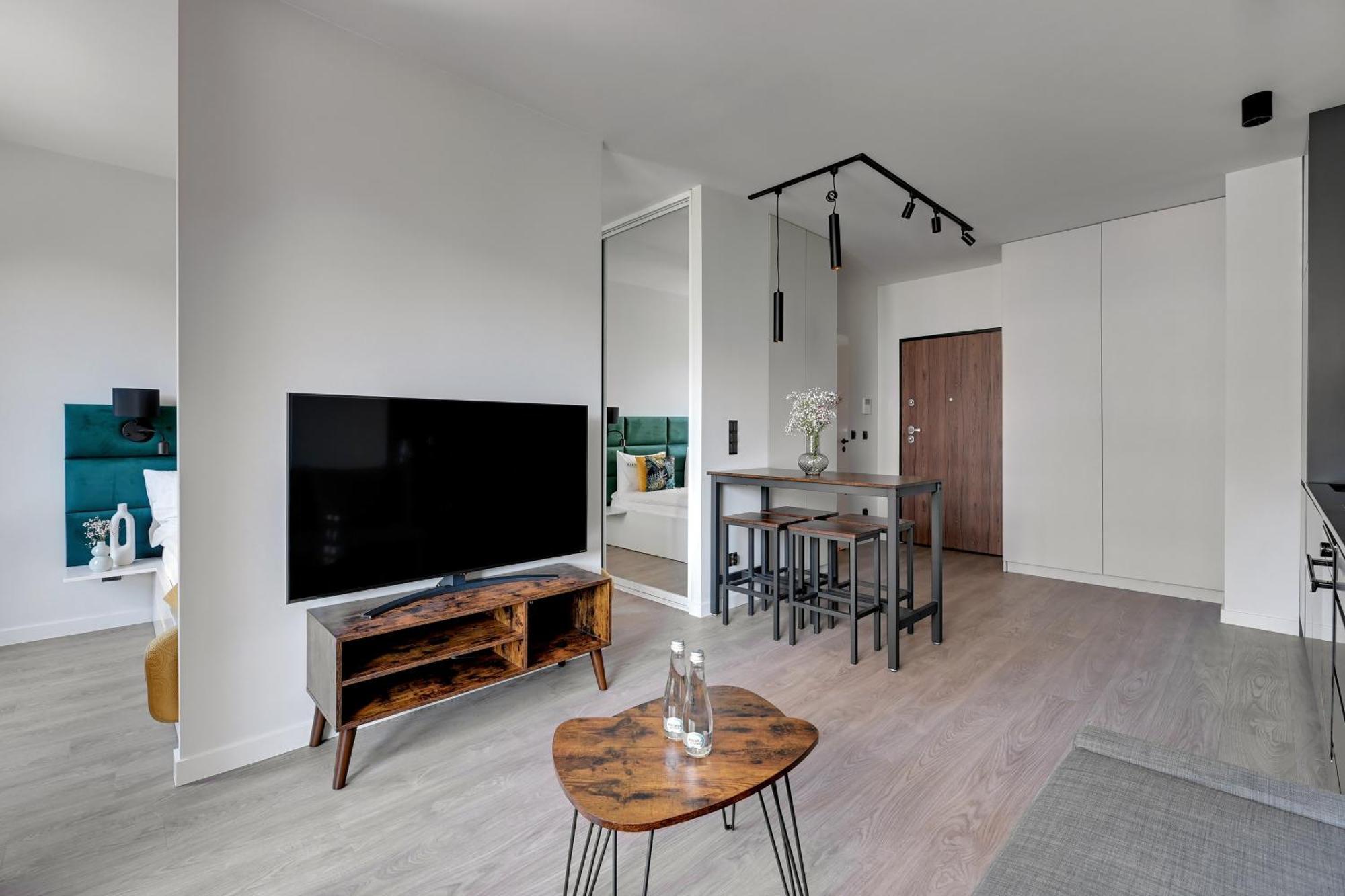 Scala City Center Premium Studios By Lion Apartments غدانسك المظهر الخارجي الصورة