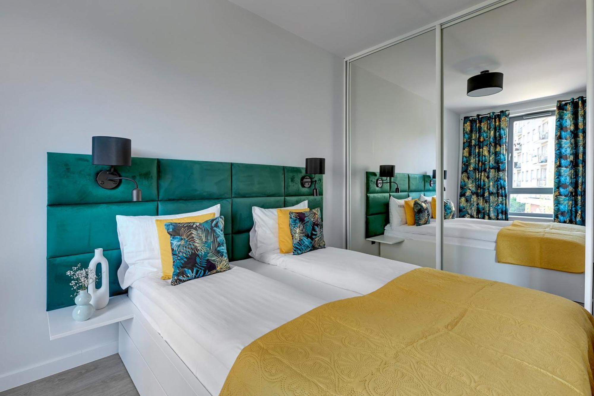 Scala City Center Premium Studios By Lion Apartments غدانسك المظهر الخارجي الصورة